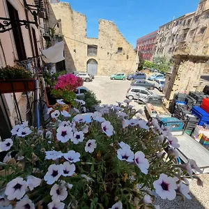 https://residenza-tarzana.sicilyhotelsitaly.net